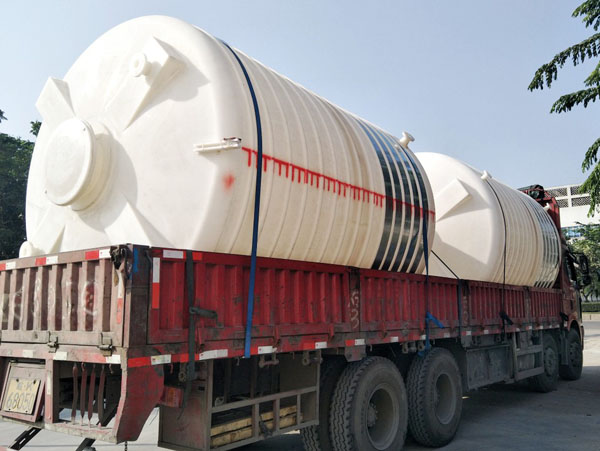 采購(gòu)經(jīng)驗(yàn):長(zhǎng)沙稀硫酸儲(chǔ)罐材質(zhì)該如何選擇?